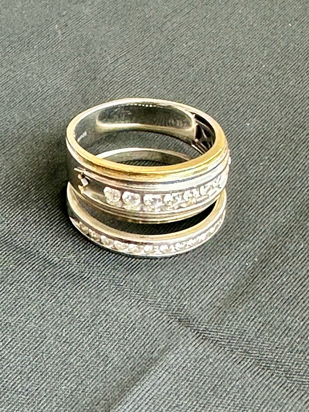 Elegant Two-Tone Diamond Ring - White Gold